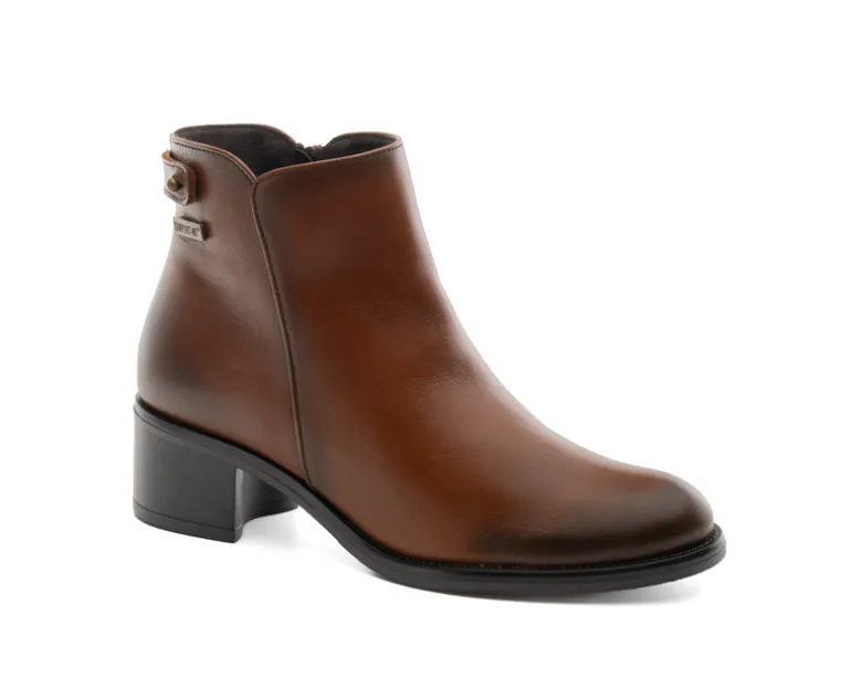 Botas Misha CWT Castanho