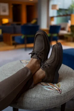 Sapatos Superlight Heritage Castanho